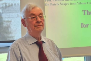 Seminar on Quantum Cones and Nanostructures Held_7_thumb